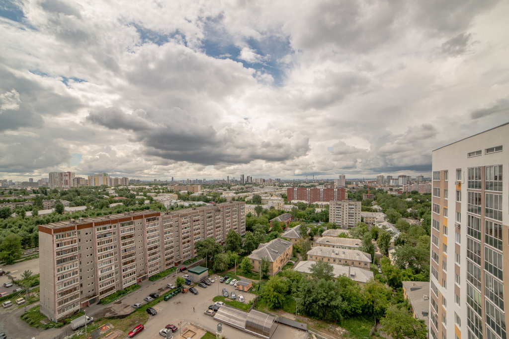 Екатеринбург: Апартаменты Энтузиастов 36б