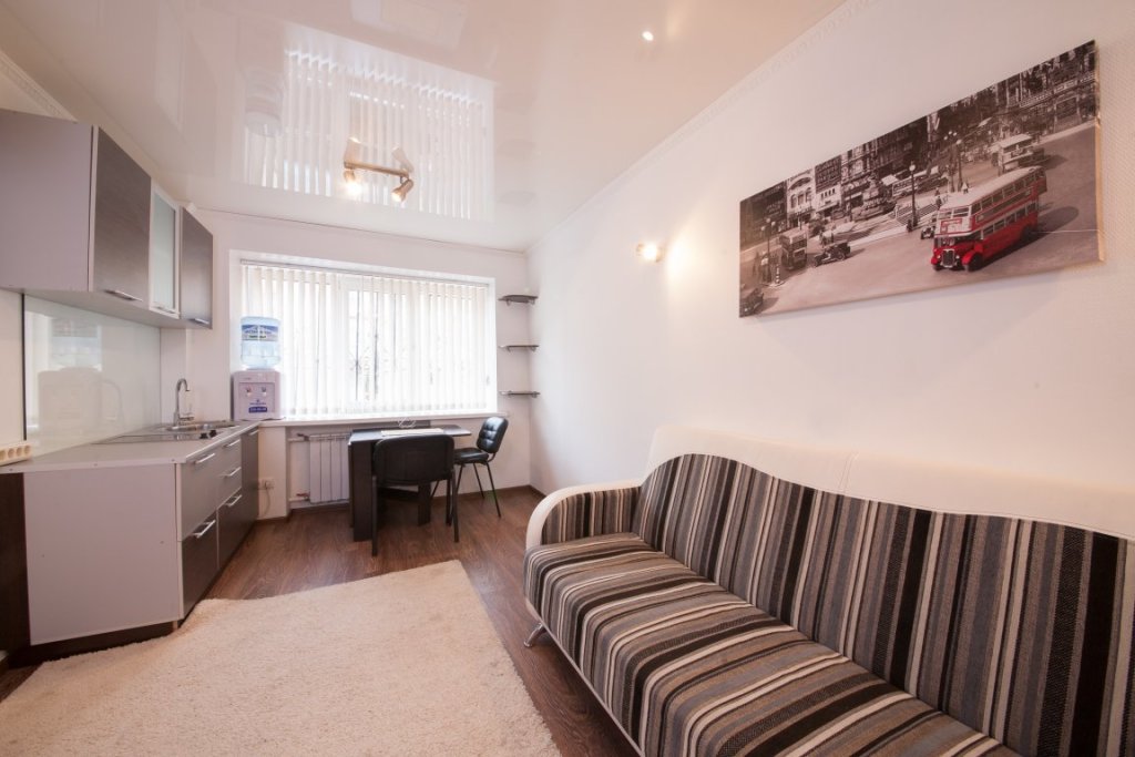 Красноярск: Na Aerovokzalnoy 3a Apartments
