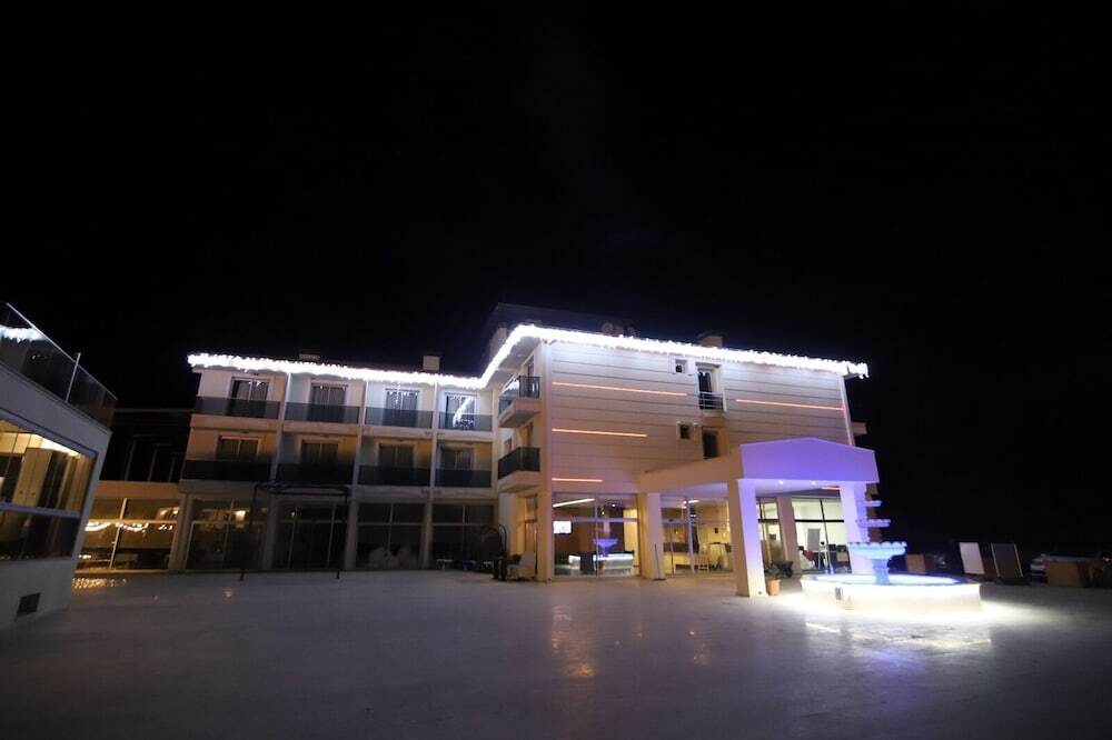 Usak Yalim Garden Park Otel — фото 3
