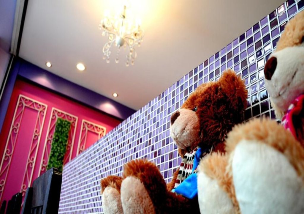 Ханг Донг: Uncle Bear's Home