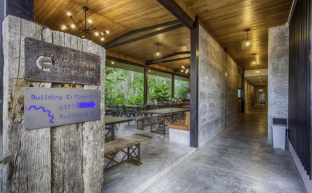Муанг: Escape Villa Phuket