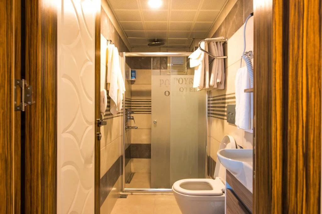 Гёльджюк: Poyraz Otel