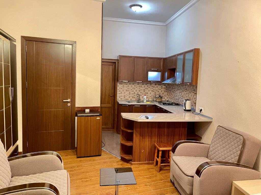 Тбилиси: Neighbours Apartments