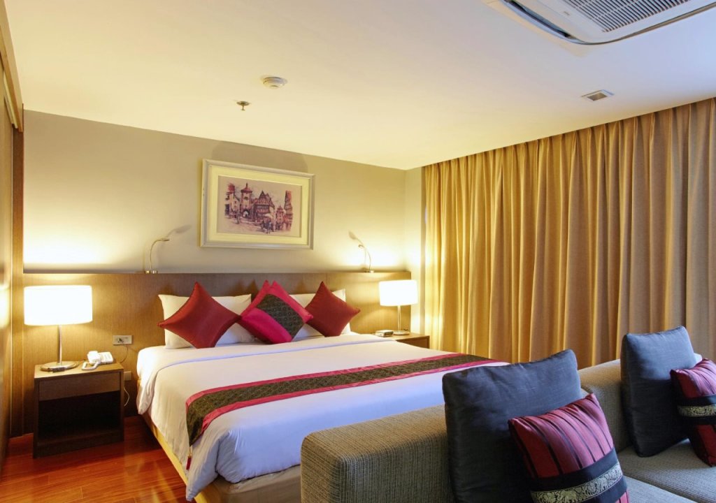 Бангкок: Royal Suite Residence Boutique