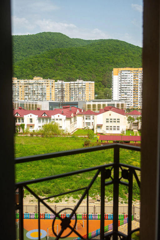 Лазаревское: Квартира с видом на Горы