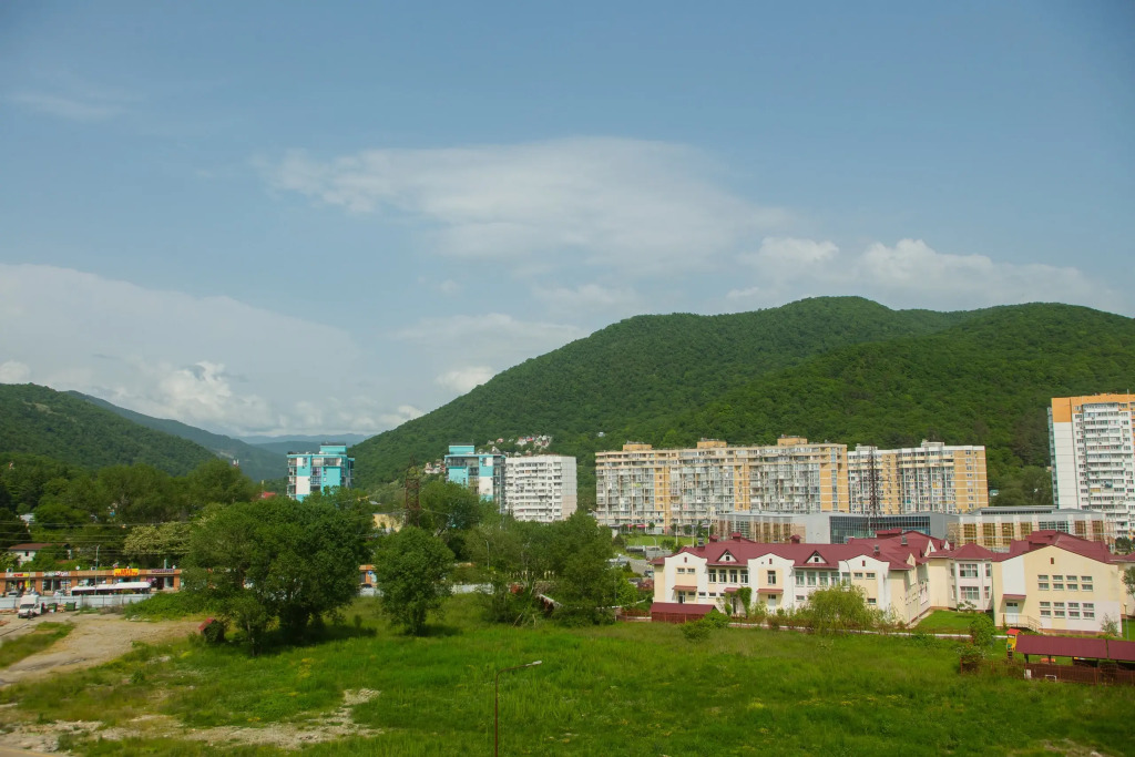 Лазаревское: Квартира с видом на Горы
