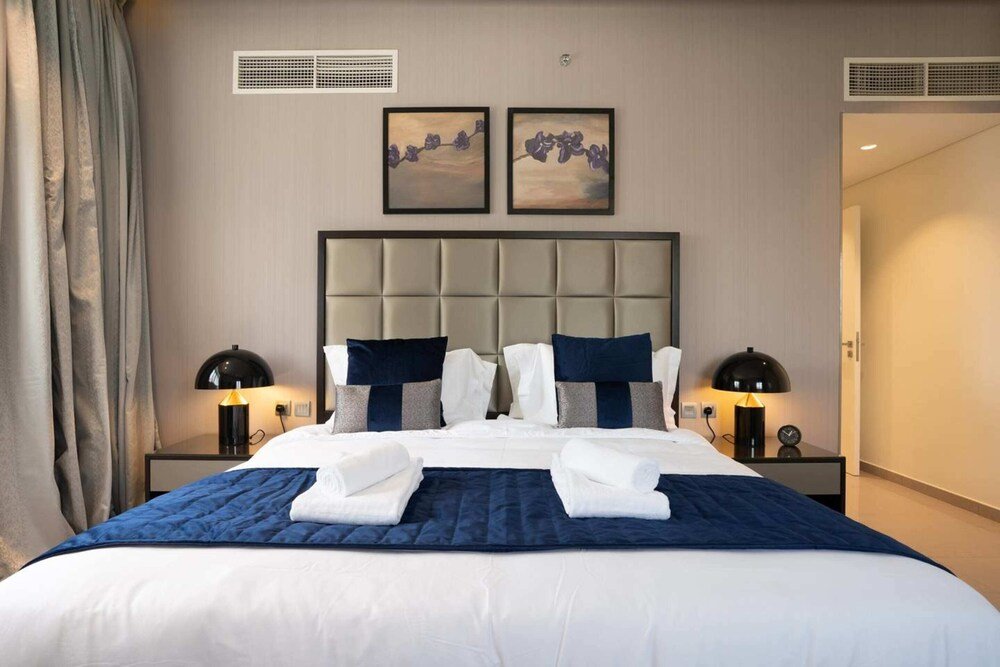 Дубай: Guestready - Luxury Apartment in Damac Majestine!