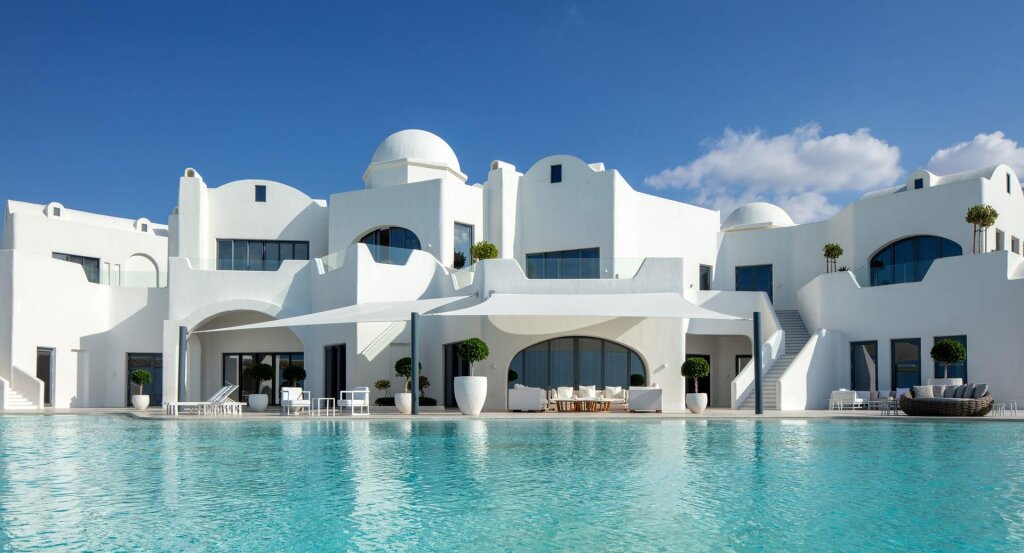 Гантут: Anantara Santorini Abu Dhabi Retreat - Adults Only
