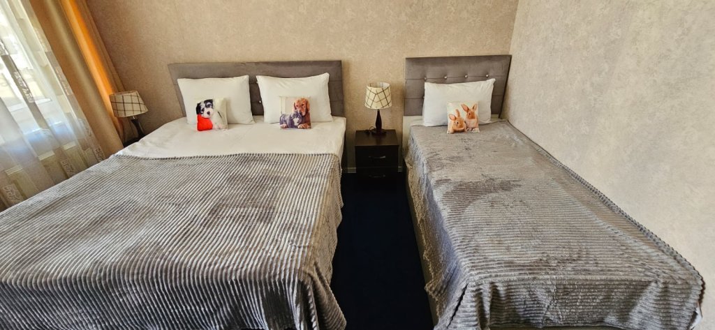 Баку: Отель NH Old City Hotel