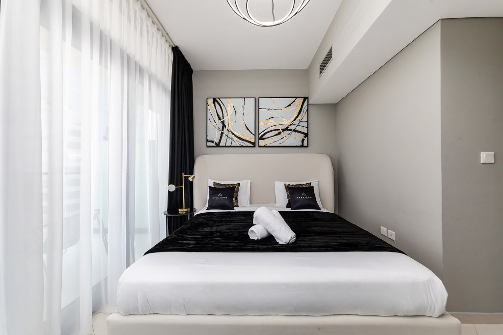 Дубай: Апартаменты Zada Tower 1BR with amazing Dubai Canal view
