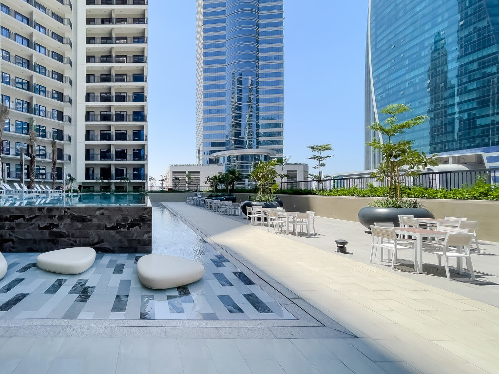 Дубай: Апартаменты Zada Tower 1BR with amazing Dubai Canal view