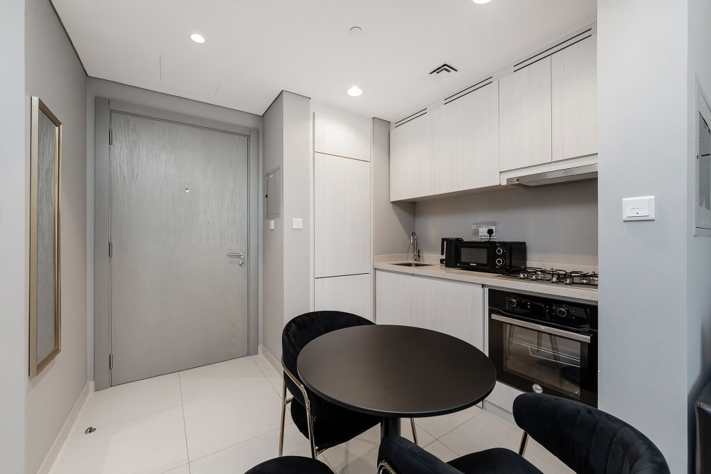 Дубай: Апартаменты Zada Tower 1BR with amazing Dubai Canal view