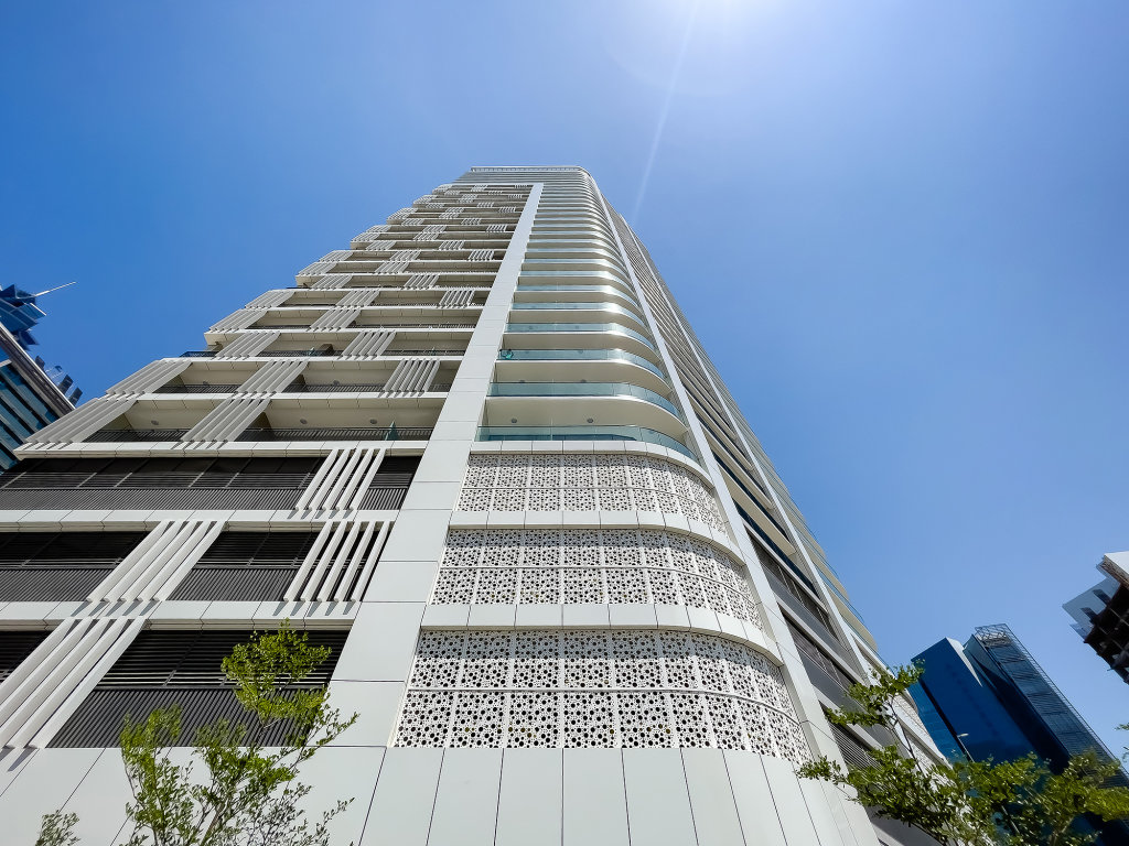 Дубай: Апартаменты Zada Tower 1BR with amazing Dubai Canal view