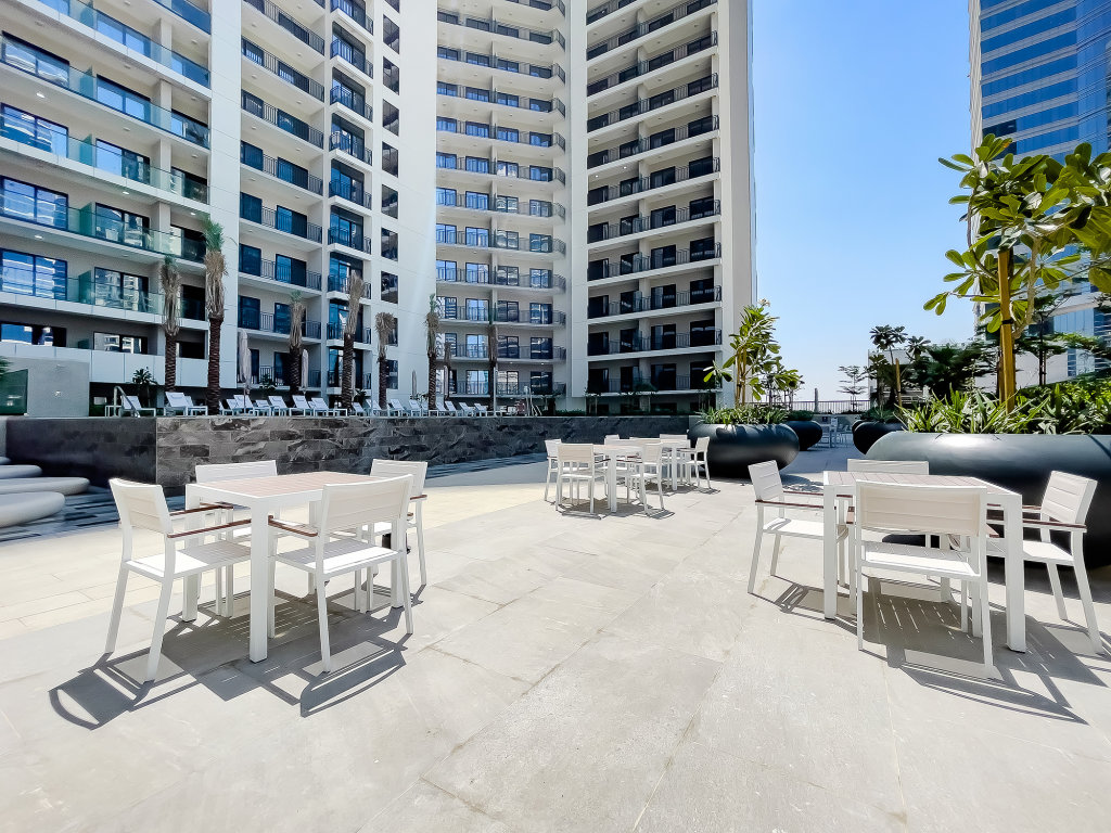 Дубай: Апартаменты Zada Tower 1BR with amazing Dubai Canal view