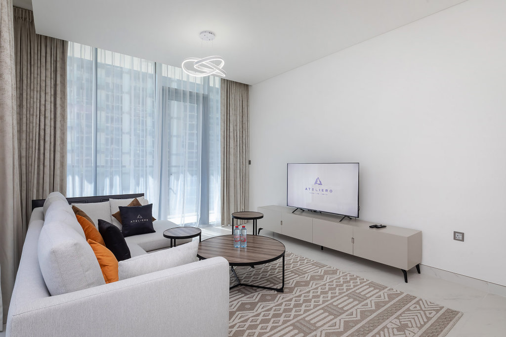 Дубай: Апартаменты Beautiful 1BR in Crystal Lagoon