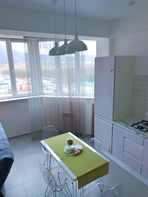 Минеральные Воды: Апартаменты Sutki Rent с красивым видом на горы