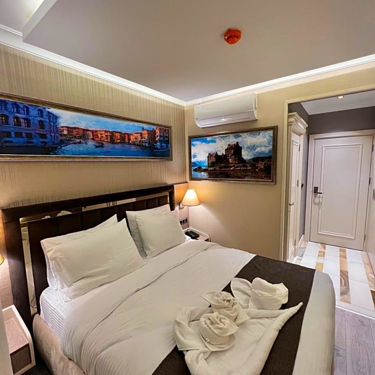 Арнавуткёй: Отель MQ Hotel Suites