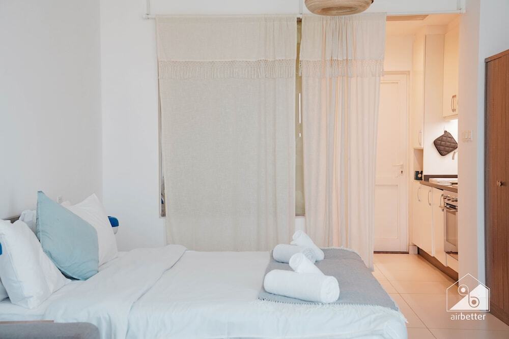 Дубай: Stunning Palm Views Apt on the Beach Dubai