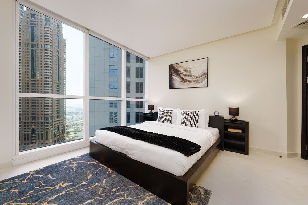 Дубай: Maison Privee - Modern Luxury Apt w/ Spectacular Dubai Marina Vws