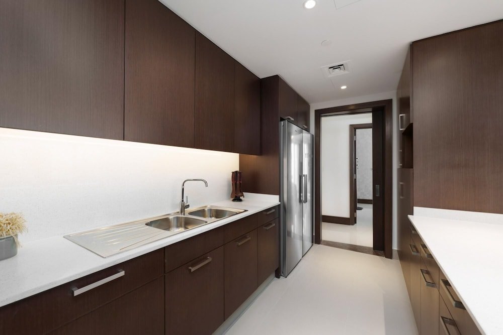 Дубай: Ultra Chic High-floor Apt w Direct Burj Khalifa Fountains Views