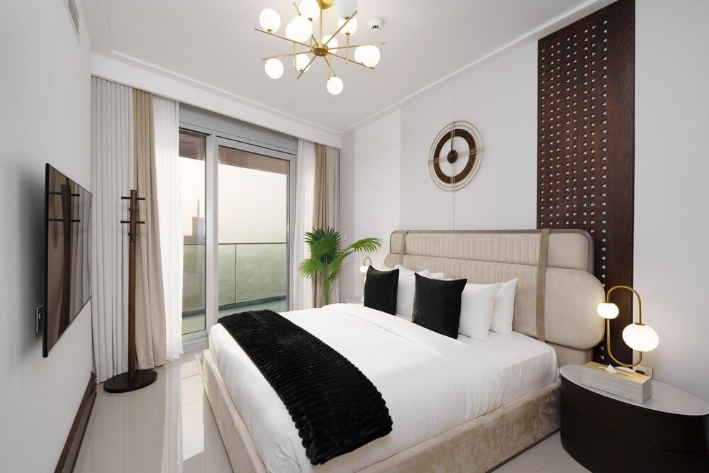 Дубай: Ultra Chic High-floor Apt w Direct Burj Khalifa Fountains Views