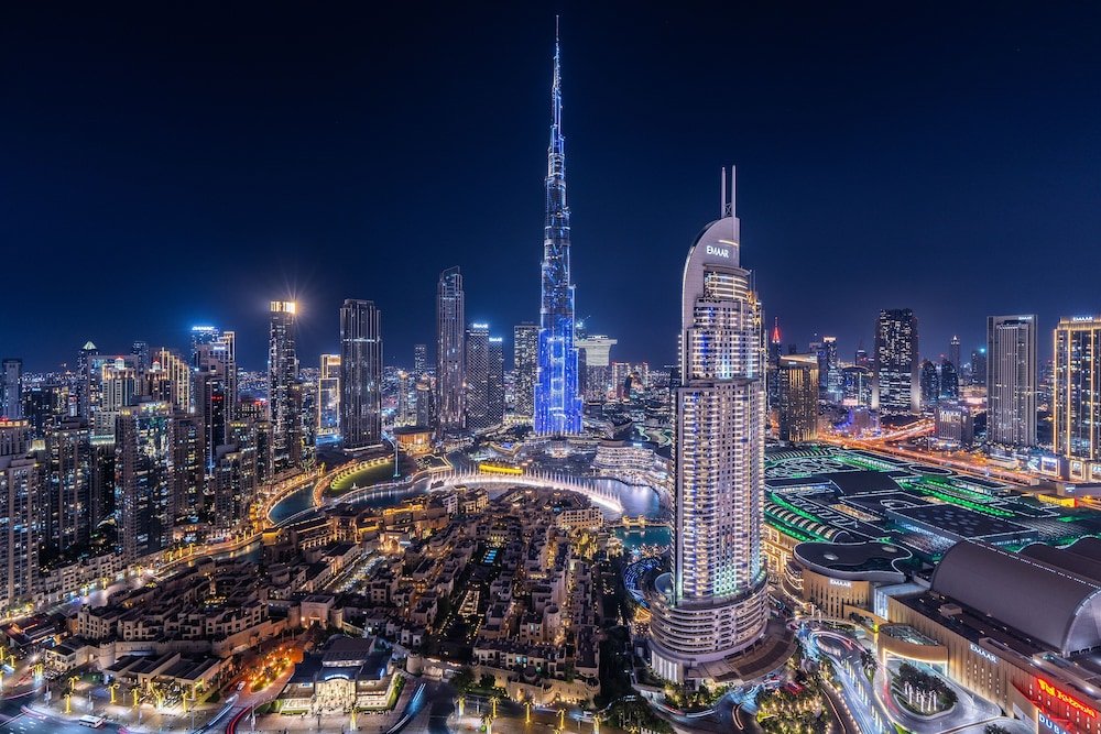 Дубай: Eloquent Upscale with Breathtaking Burj