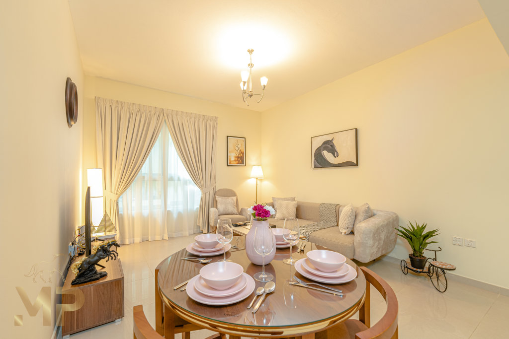 Дубай: Апартаменты Marco Polo Splendid & Newly Furnished 1 BR in JVC With Pool