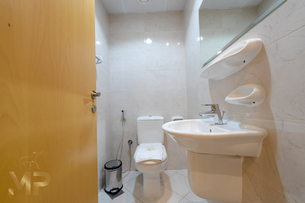 Дубай: Апартаменты Marco Polo Splendid & Newly Furnished 1 BR in JVC With Pool