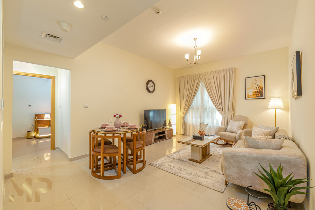 Дубай: Апартаменты Marco Polo Splendid & Newly Furnished 1 BR in JVC With Pool