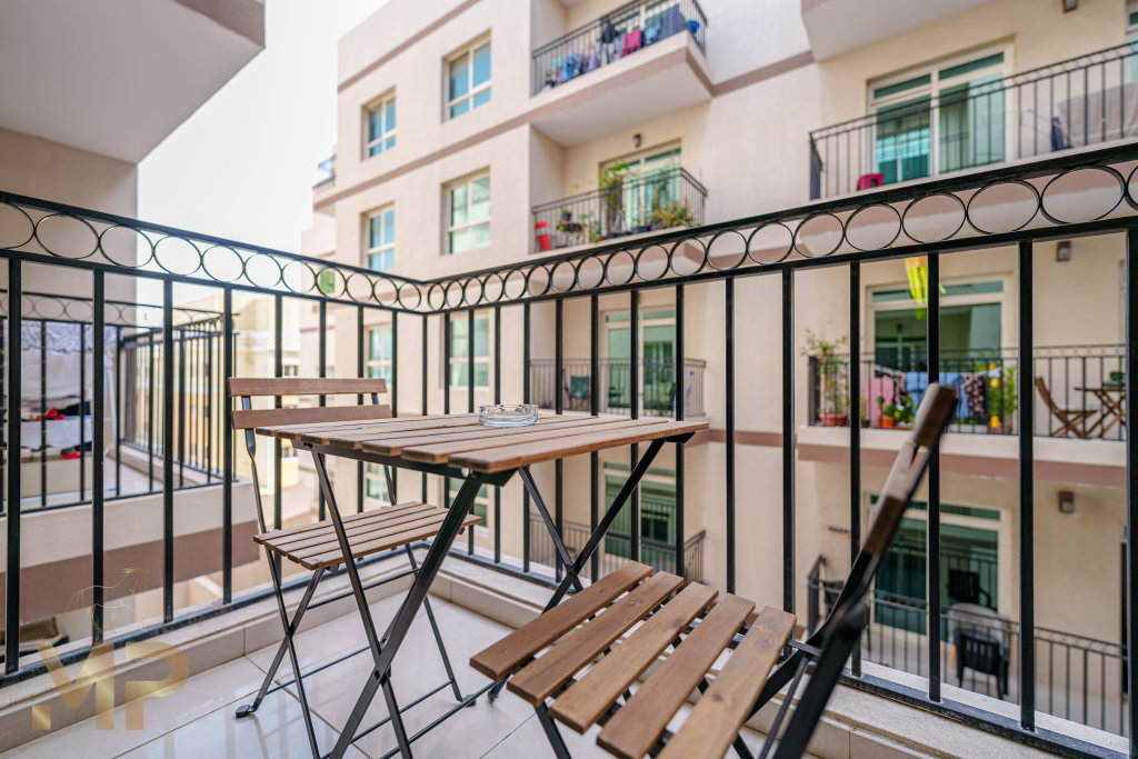 Дубай: Апартаменты Marco Polo Splendid & Newly Furnished 1 BR in JVC With Pool