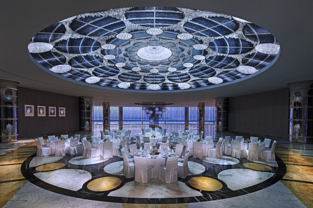 Абу-Даби: Jumeirah at Etihad Towers Residences