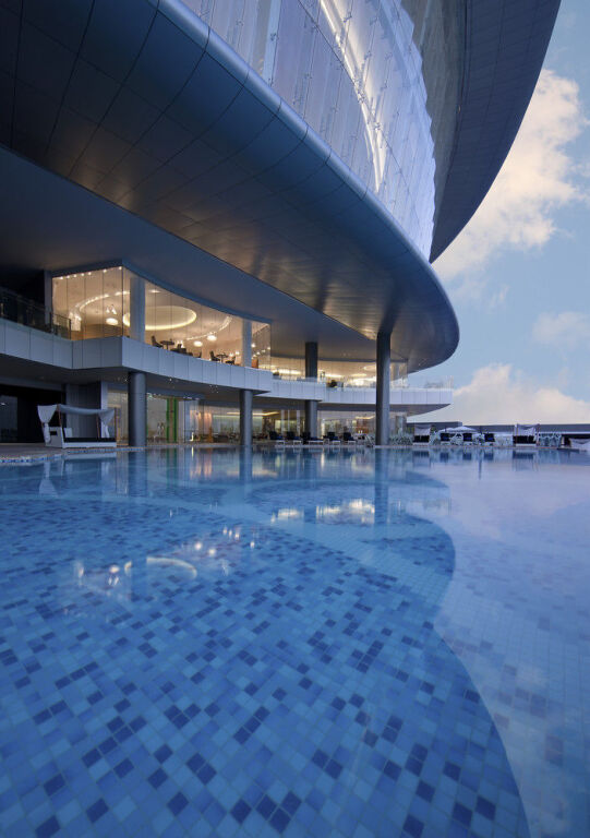 Абу-Даби: Jumeirah at Etihad Towers Residences