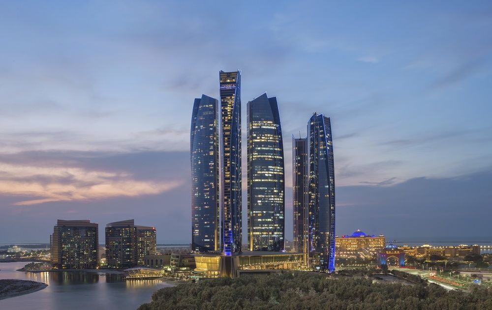 Абу-Даби: Jumeirah at Etihad Towers Residences