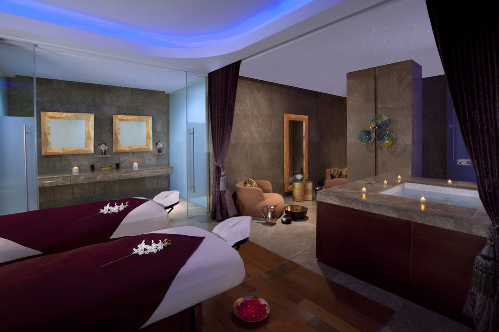 Абу-Даби: Jumeirah at Etihad Towers Residences
