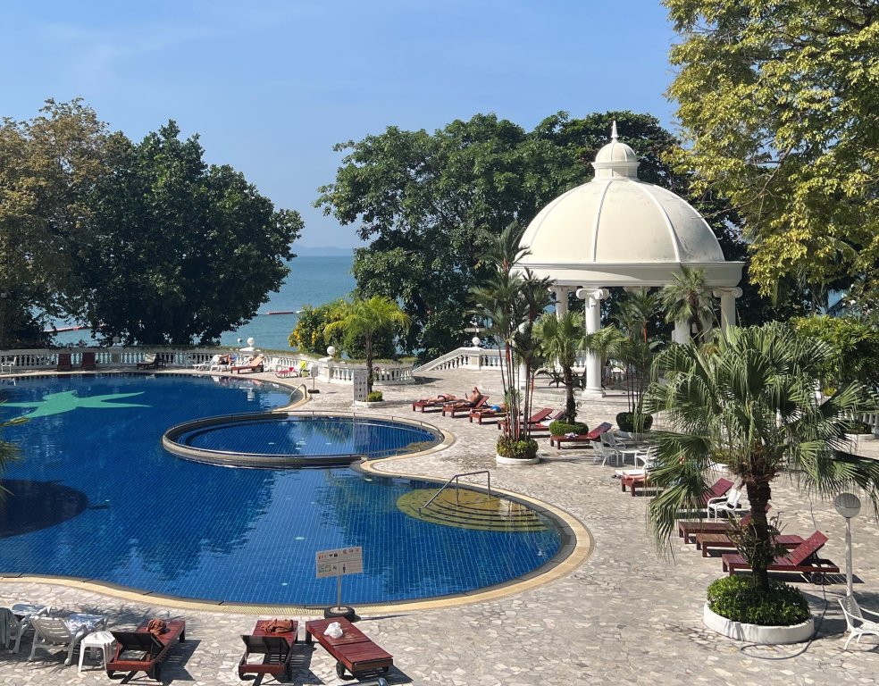 Апартаменты Sky Beach Паттайя — фото 1