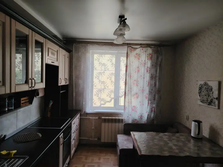 Междуреченск: Апартаменты Квартира 3 комнаты