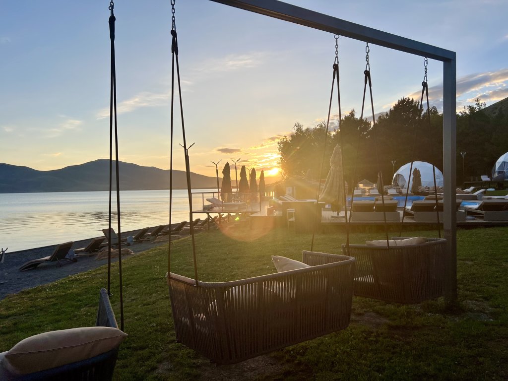 Севан: Глэмпинг Comuna Sevan