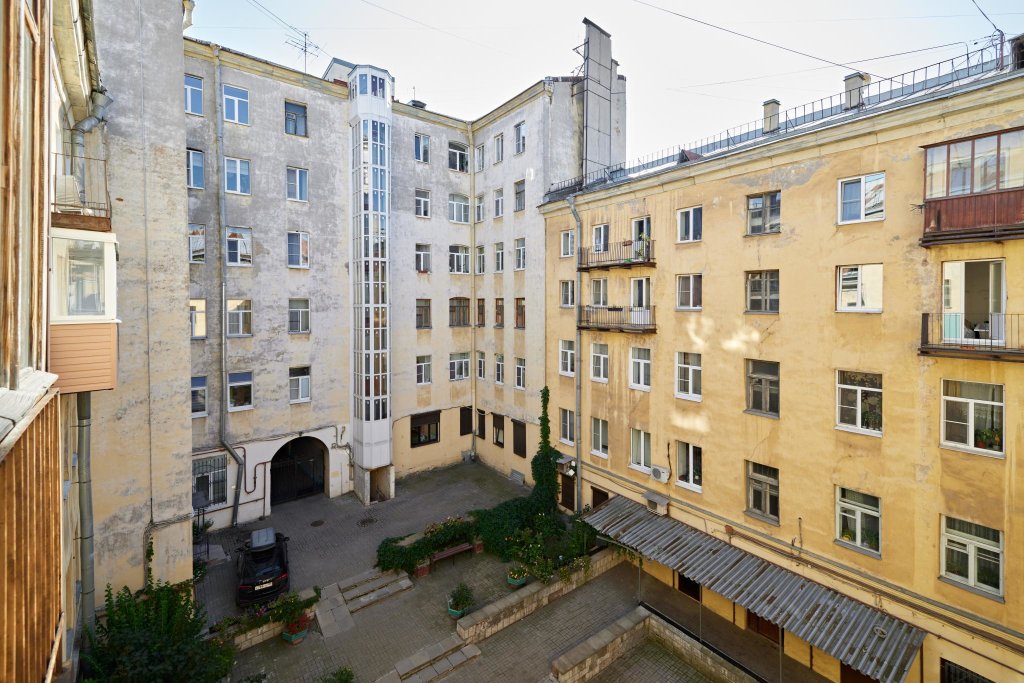 Санкт-Петербург: Веста на Гагаринской 30