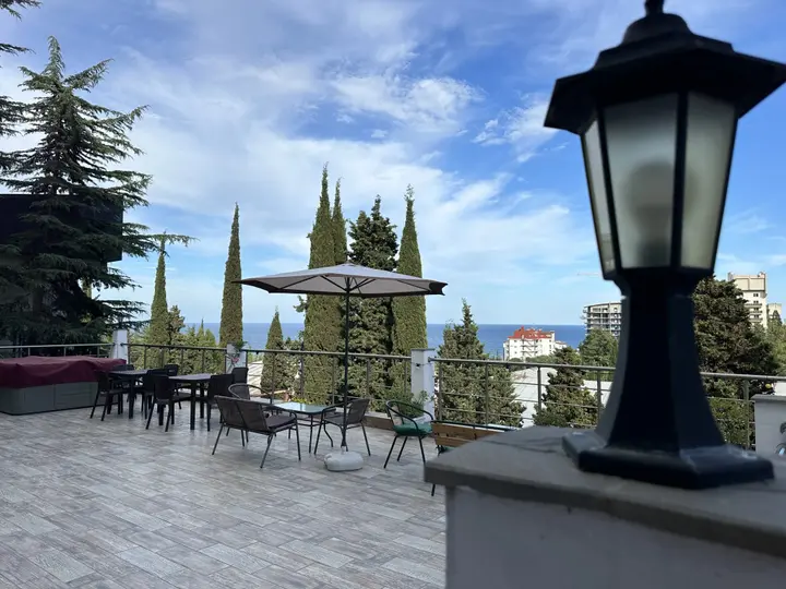 Алушта: Розов Хутор