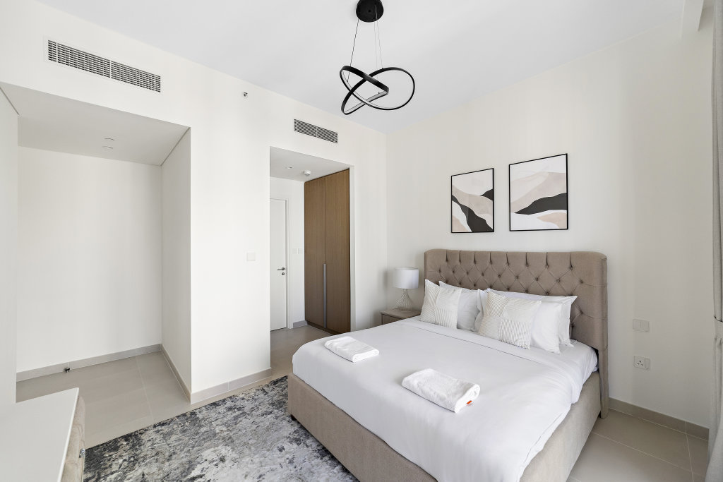 Дубай: Апартаменты Luxurious 2 BR Apt at Summer Creek Beach, Creek Harbour