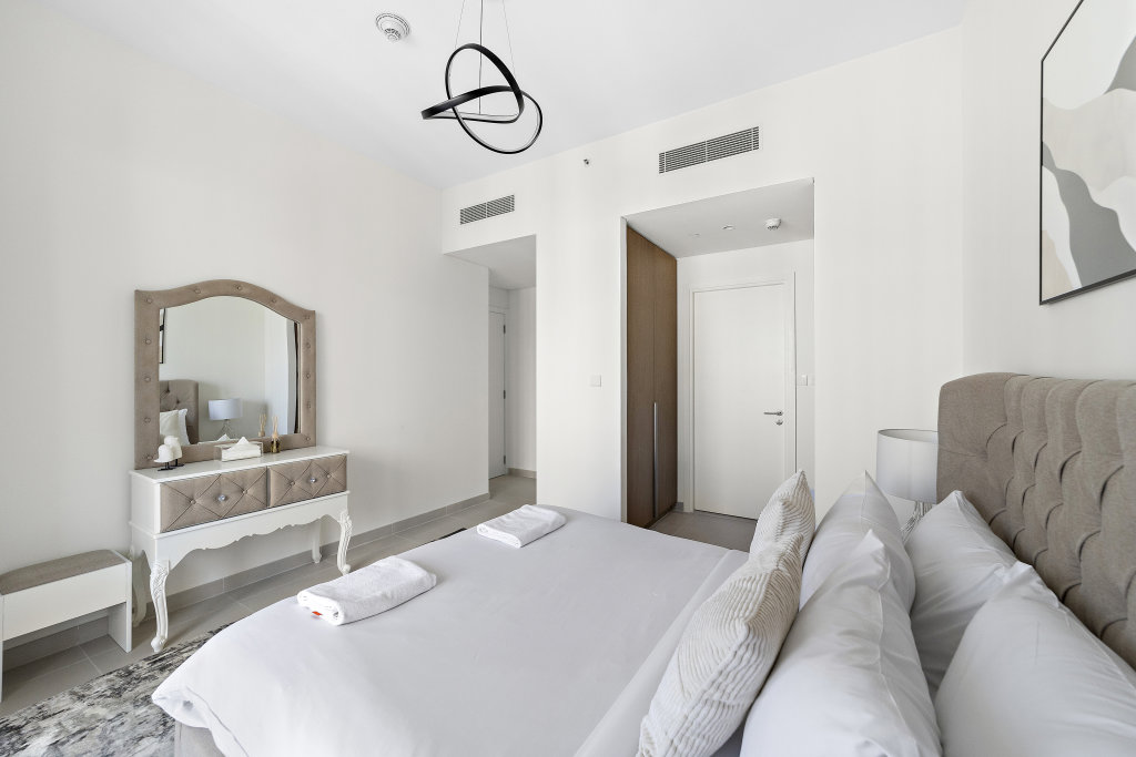 Дубай: Апартаменты Luxurious 2 BR Apt at Summer Creek Beach, Creek Harbour