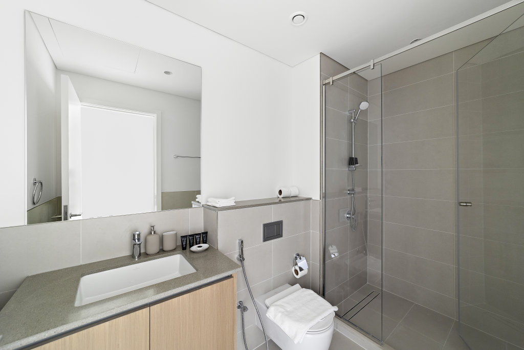 Дубай: Апартаменты Luxurious 2 BR Apt at Summer Creek Beach, Creek Harbour