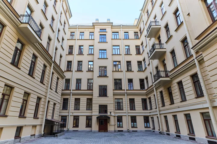 Санкт-Петербург: Комфортная двухкомнатная квартира в самом центре