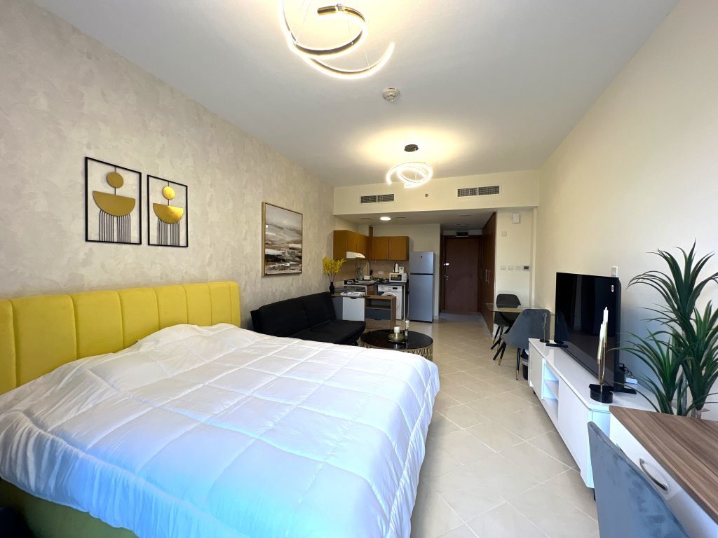 Дубай: Апартаменты Cosmos Living in Lago Vista IMPZ