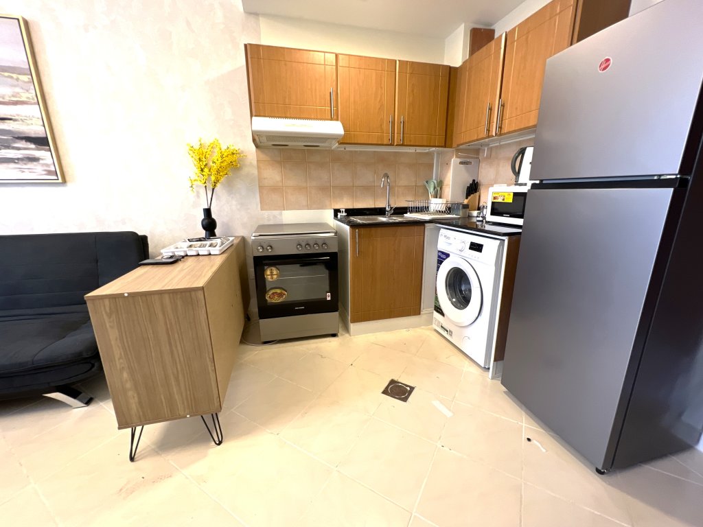Дубай: Апартаменты Cosmos Living in Lago Vista IMPZ
