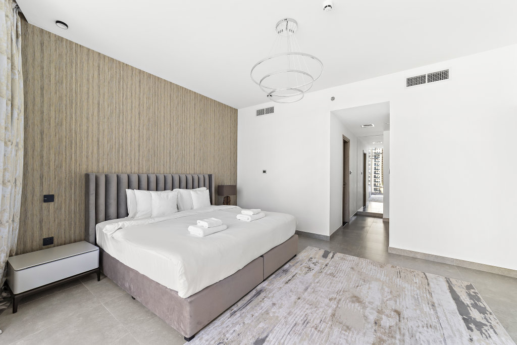 Дубай: Апартаменты Beachfront Living at Stella Maris Dubai Marina