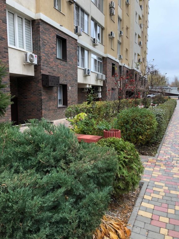 Волгоград: Квартира 9 Ночей на Пархоменко 8