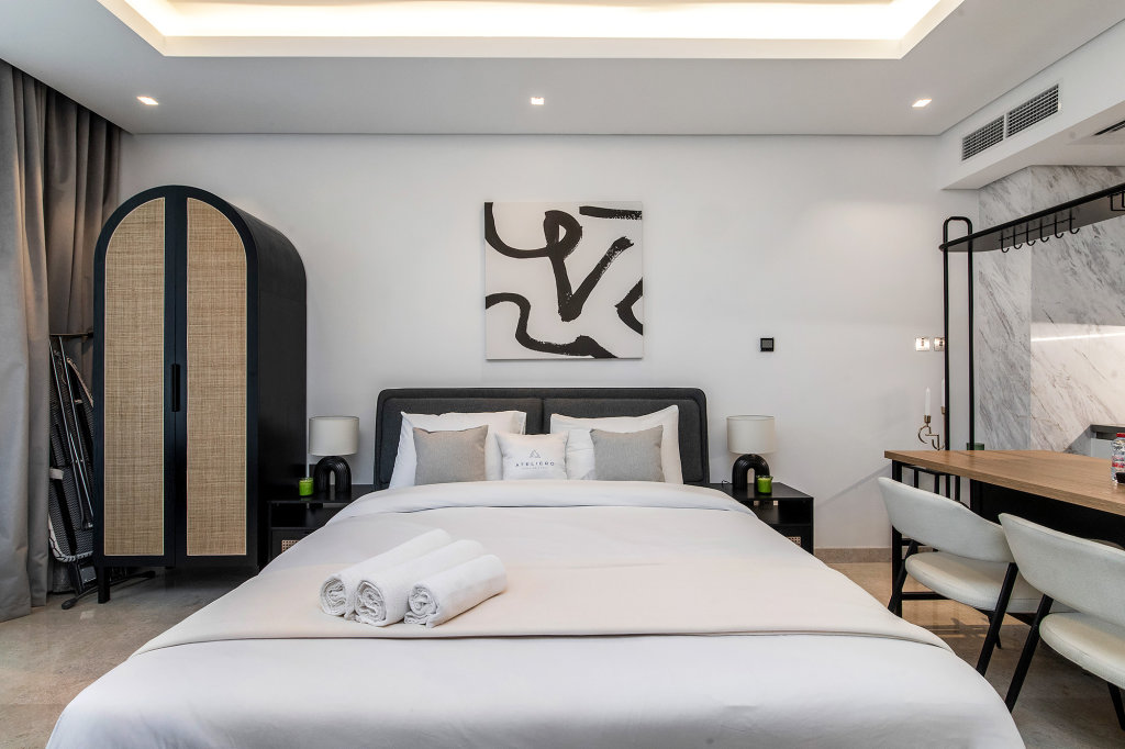 Дубай: Апартаменты Designer Studio in Sterling Business Bay