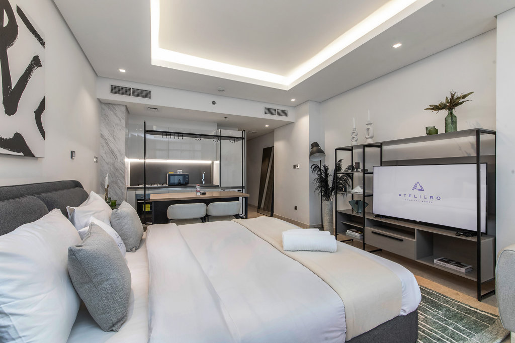 Дубай: Апартаменты Designer Studio in Sterling Business Bay