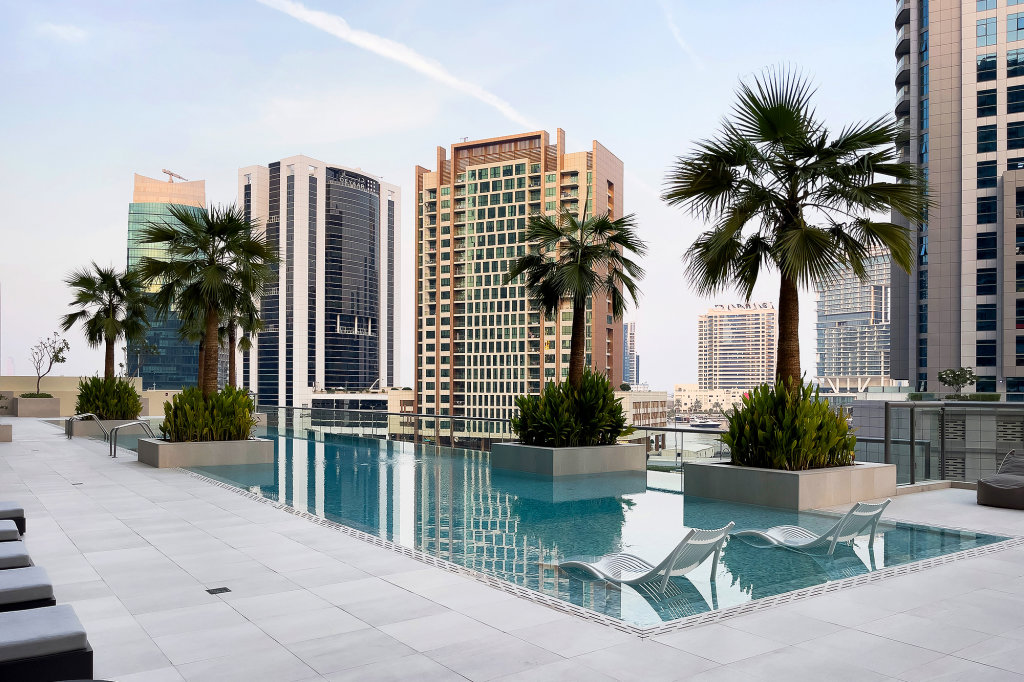 Дубай: Апартаменты Designer Studio in Sterling Business Bay